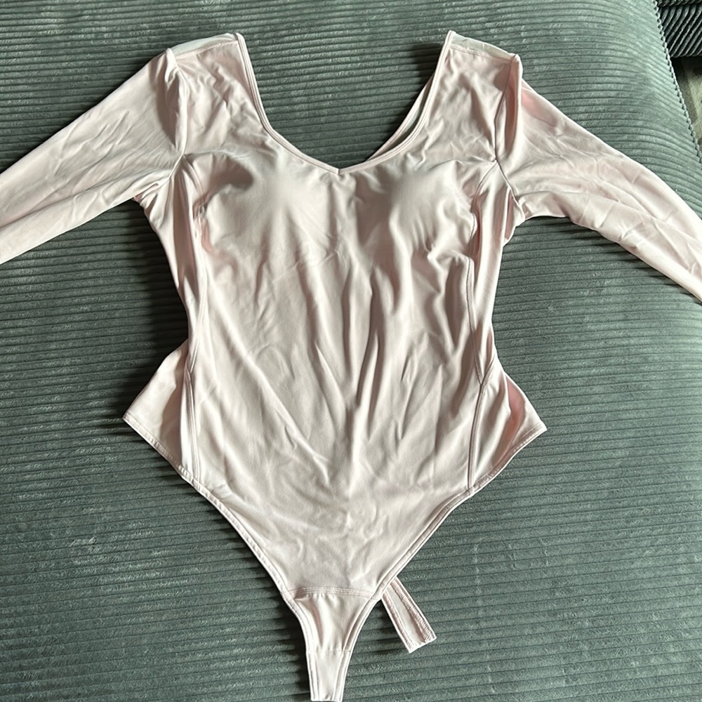 LuluLemon Light Pink, Longsleeve Bodysuit